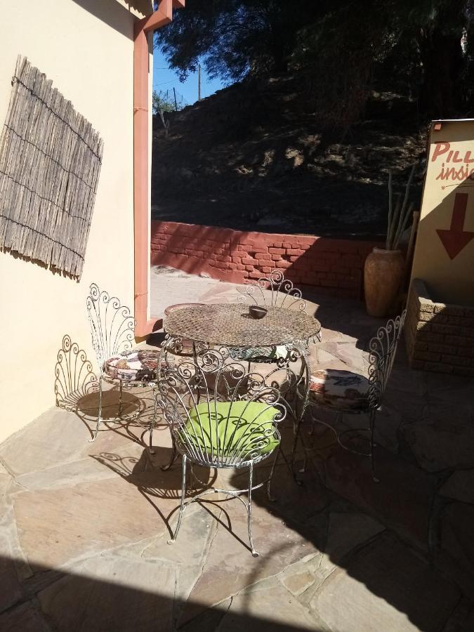 Larochelle Guesthouse Keetmanshoop Extérieur photo