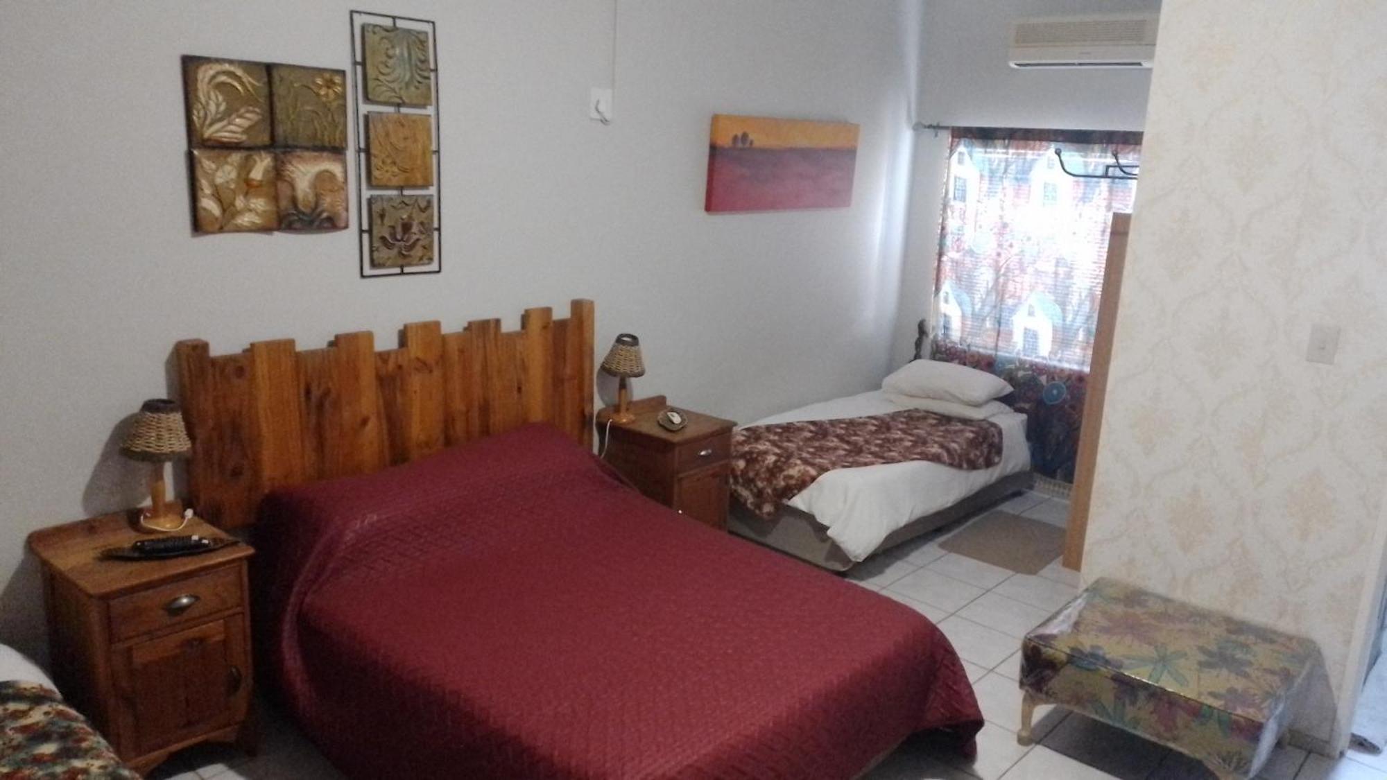 Larochelle Guesthouse Keetmanshoop Chambre photo