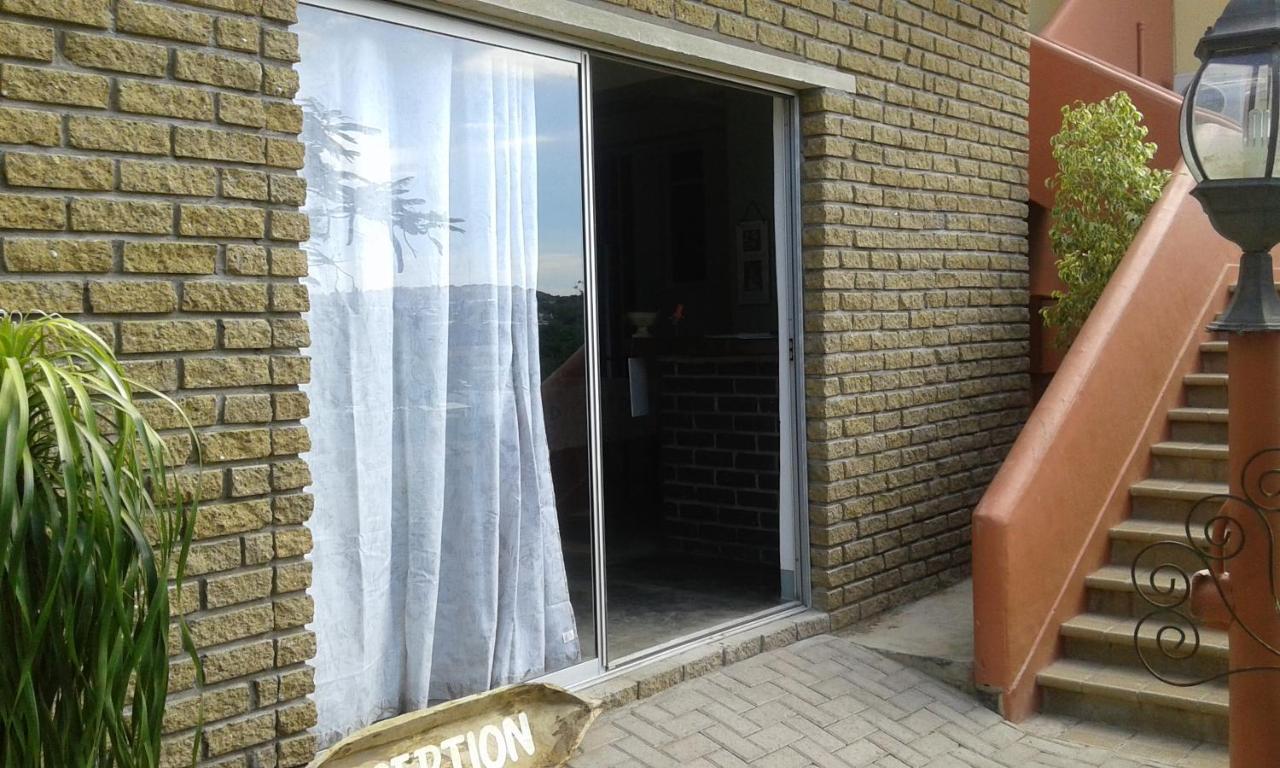 Larochelle Guesthouse Keetmanshoop Extérieur photo