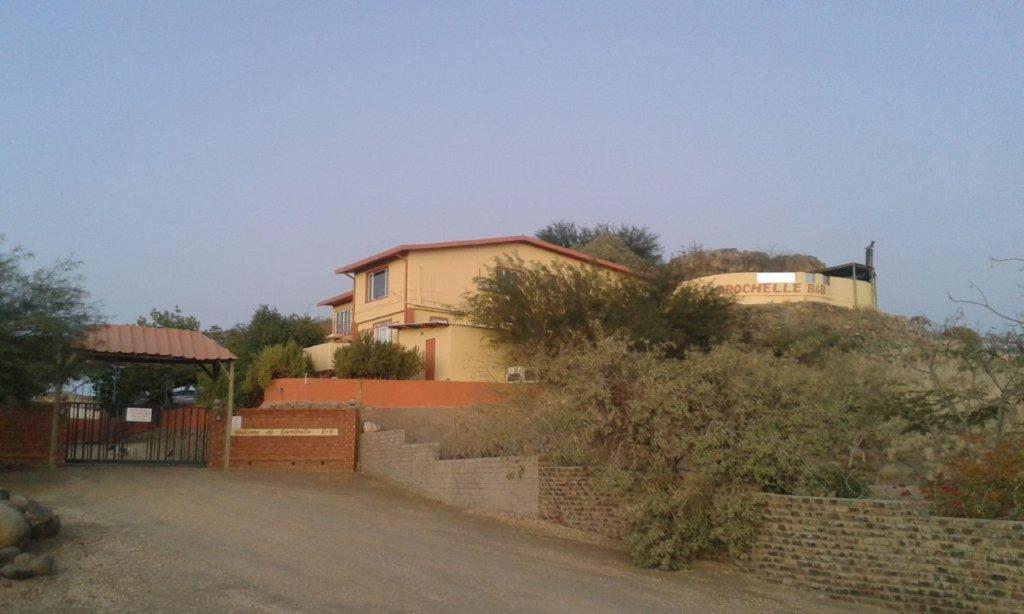 Larochelle Guesthouse Keetmanshoop Extérieur photo